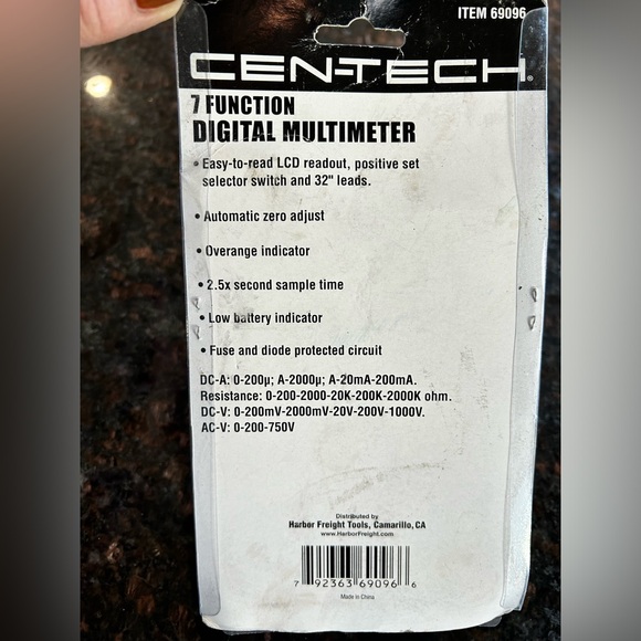 Cen-Tech digital multimeter - Picture 3 of 3